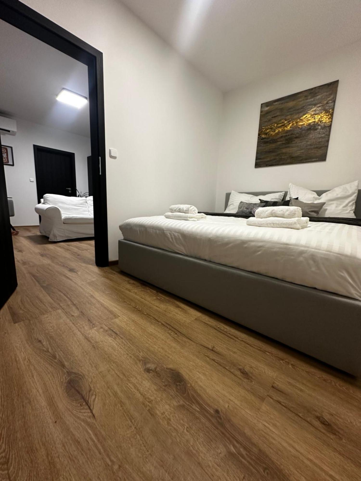 Hodonin Centre View Appartement Buitenkant foto